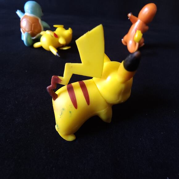 Lot of 4 Mini Miniature Pokemon Figures Toys Pikachu Charmander Action Figurines - Picture 6 of 9